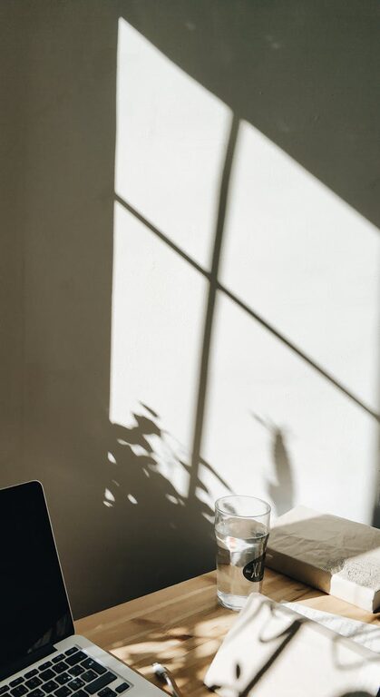Tips for Creating a Cozy and Productive Home Office Space